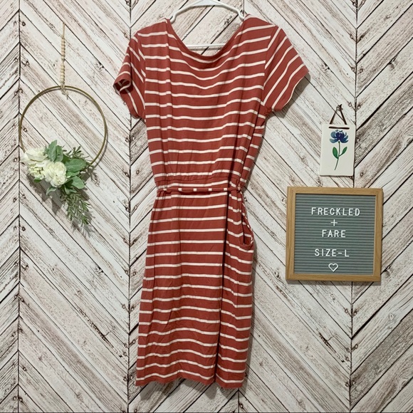 Mauve striped midi with pockets! - Picture 5 of 6